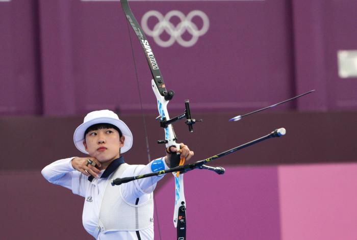 笑喷！奥运韩国射箭三冠女选手被韩国网民骂哭：你是短发，不配拿金牌！
