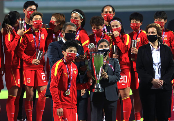 帅位空缺四个月，中国女足迎来新主帅倒计时