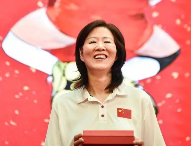 正式上任，排协官宣郎平新职务，提拔亮相，朱婷送祝福