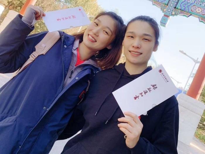 没奥运经验的王梦洁为何能挤掉林莉？安家杰不是关键，郎平很理智