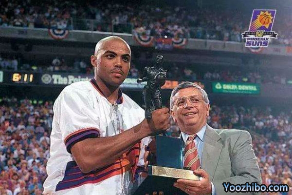 1992-93赛季NBA常规赛MVP：巴克利当选