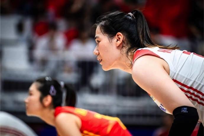 中国女排4连败狂丢35分！进军总决赛悬念陡增，对鱼腩韩国不能输
