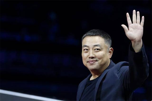 刘国梁为何宁愿辞职也不愿从政？首次回应，蔡振华的话语他听懂了